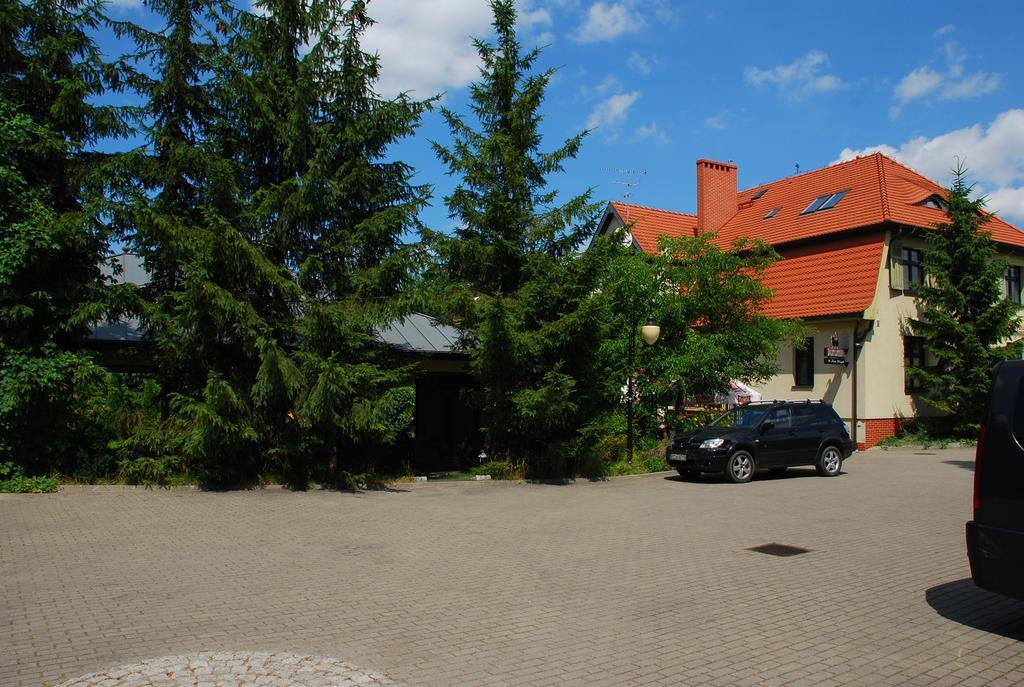 Pensjonat U Kota Wasyla Chodziez Bagian luar foto