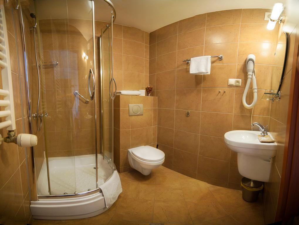 Pensjonat U Kota Wasyla Chodziez Bagian luar foto